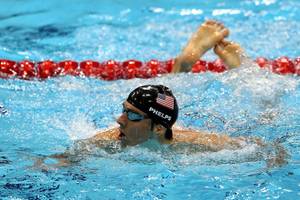 Michael Phelps Olympic Return? Swimmer Possibly Eyeing Return in Rio 2016 Olympics